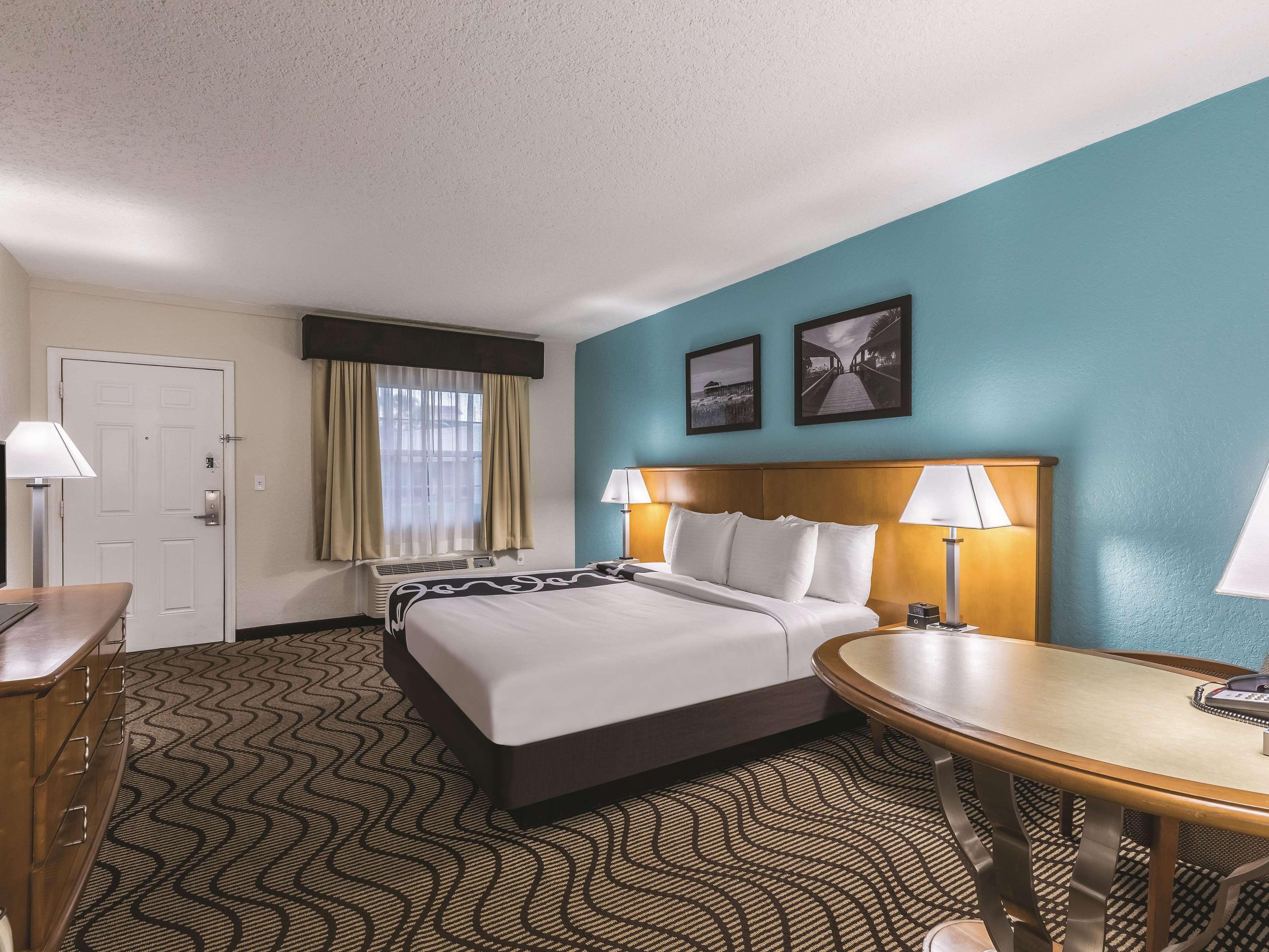 La Quinta Inn By Wyndham Cocoa Beach-Port Canaveral Εξωτερικό φωτογραφία