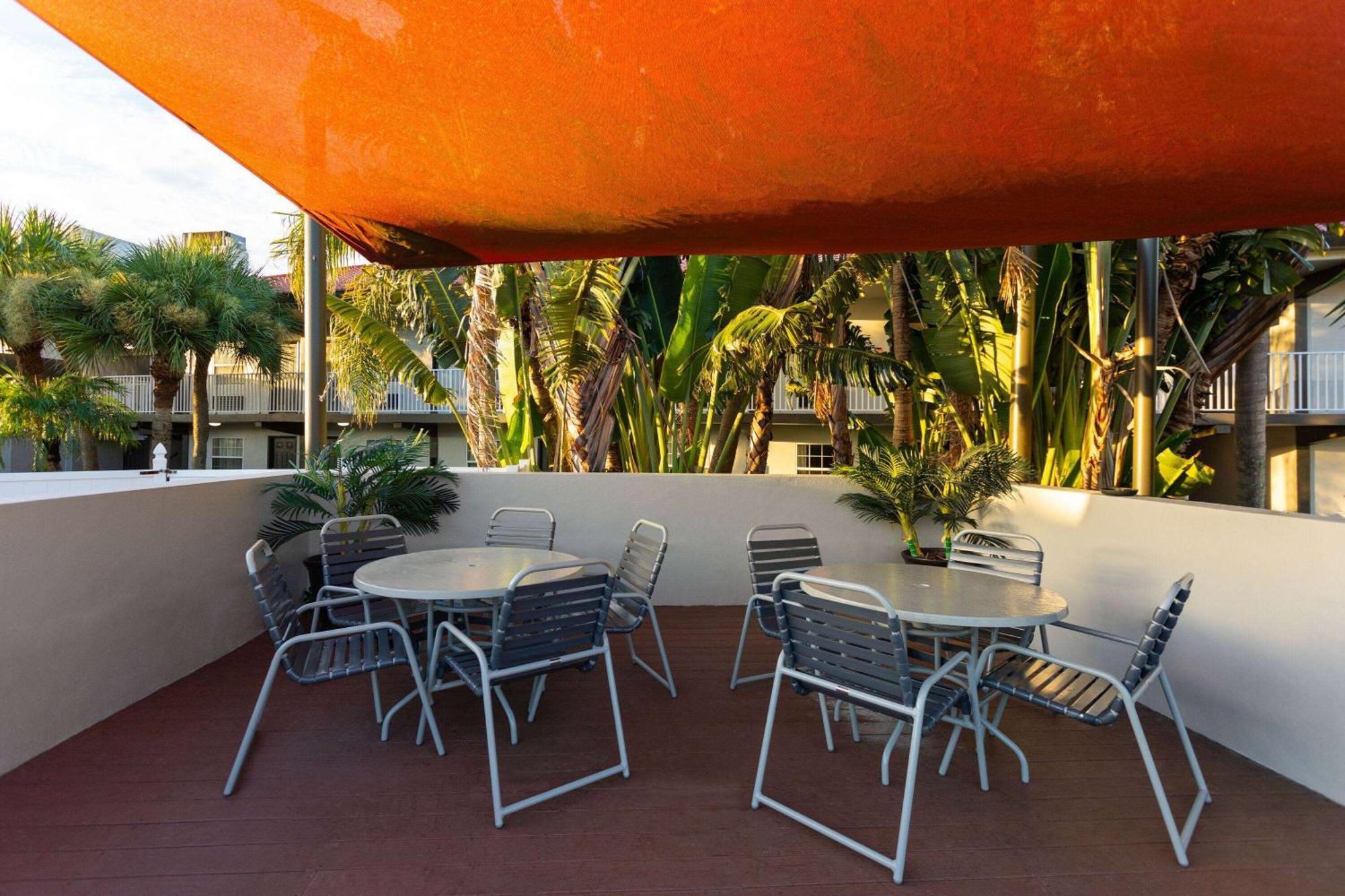 La Quinta Inn By Wyndham Cocoa Beach-Port Canaveral Εξωτερικό φωτογραφία