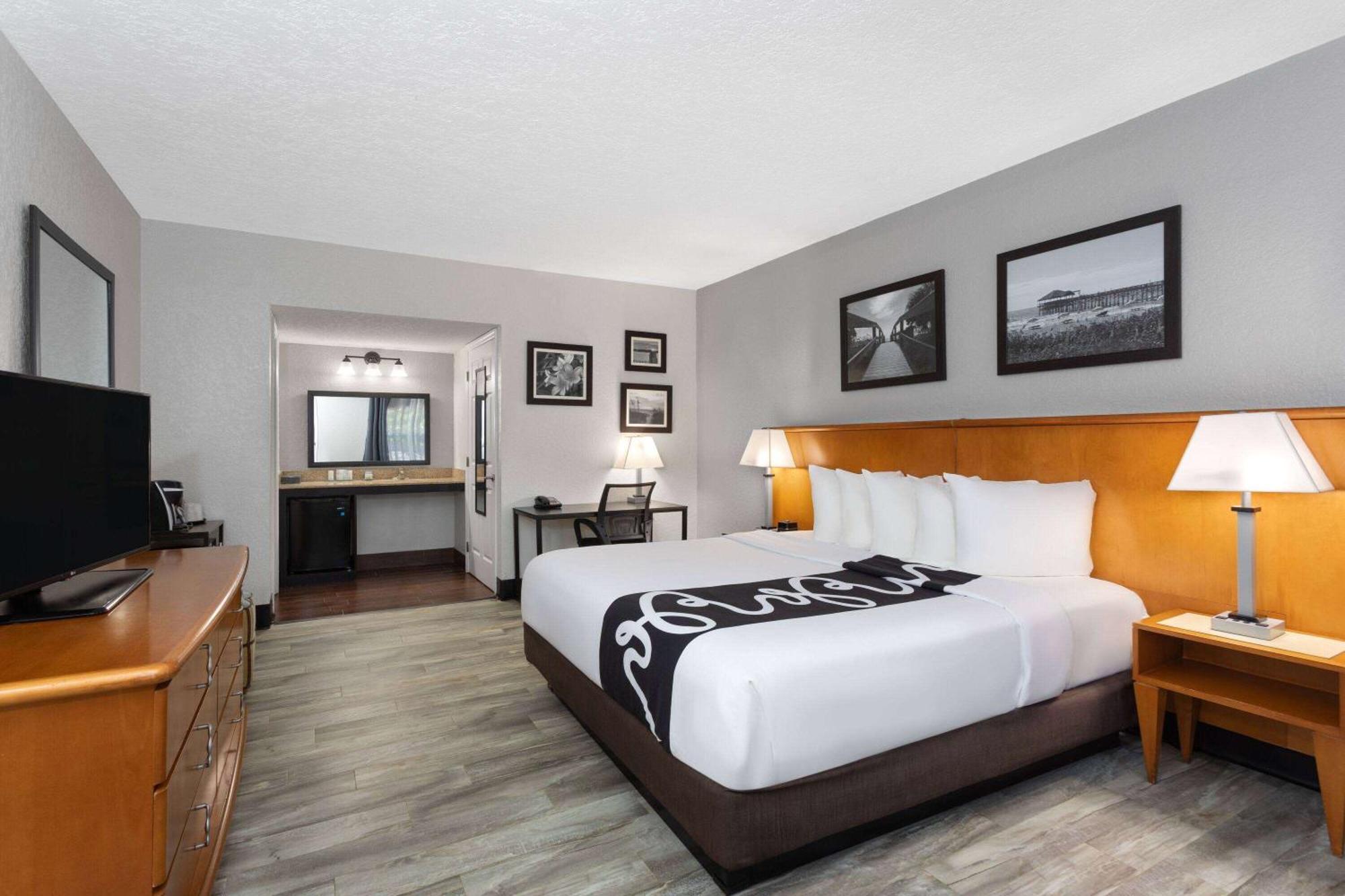 La Quinta Inn By Wyndham Cocoa Beach-Port Canaveral Εξωτερικό φωτογραφία